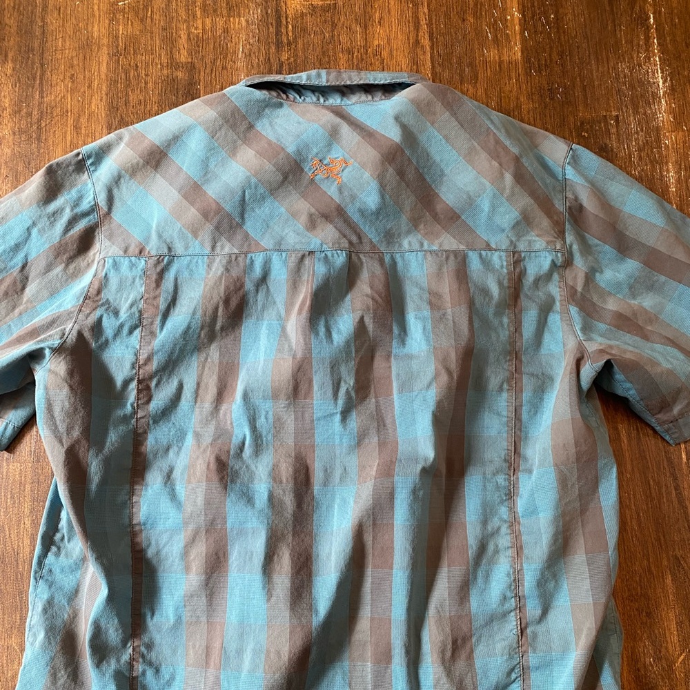Arc’teryx button down - Picture 4 of 6